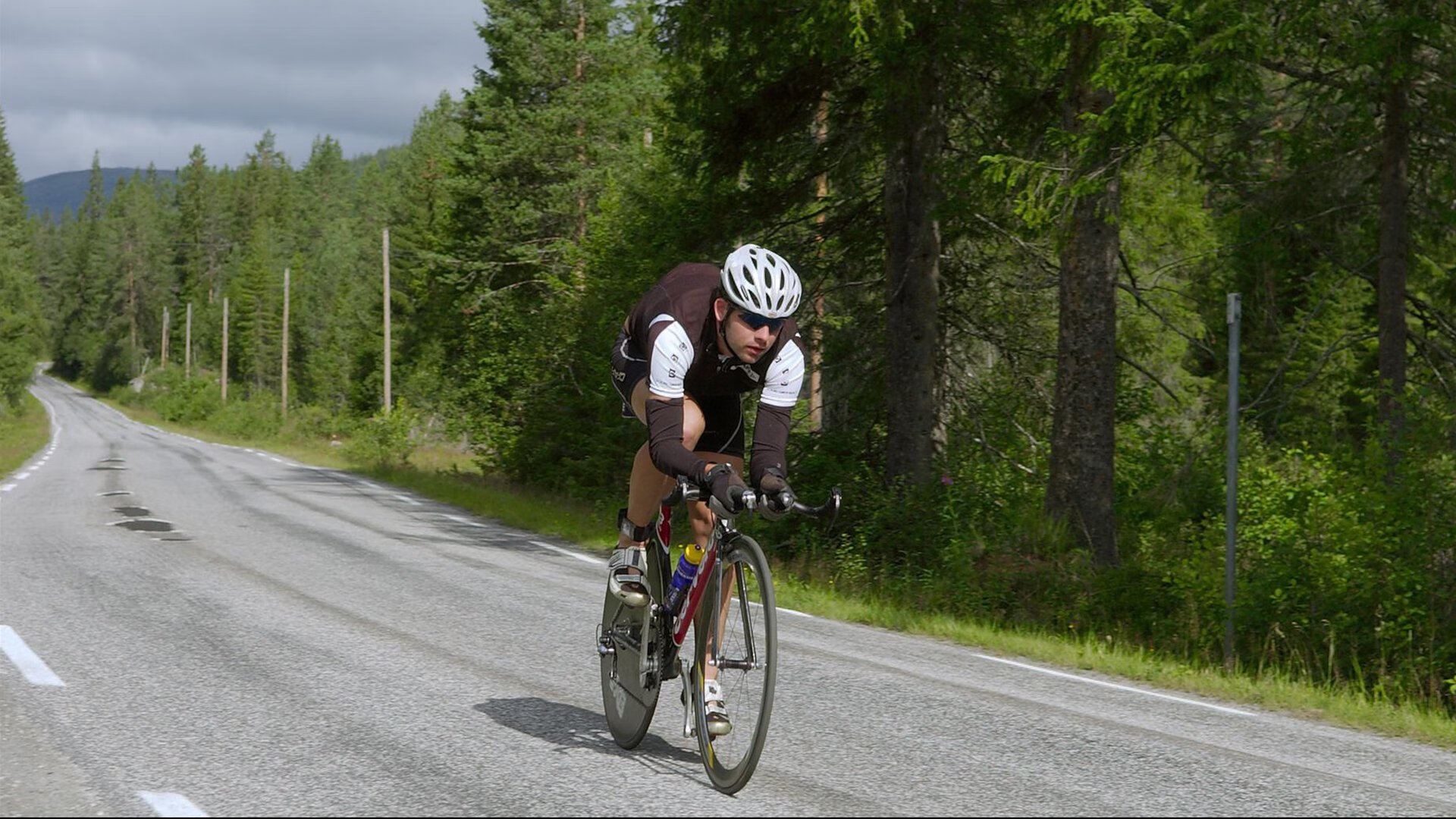 中国滑雪新星闪耀国际赛场，谷爱凌再创历史摘金